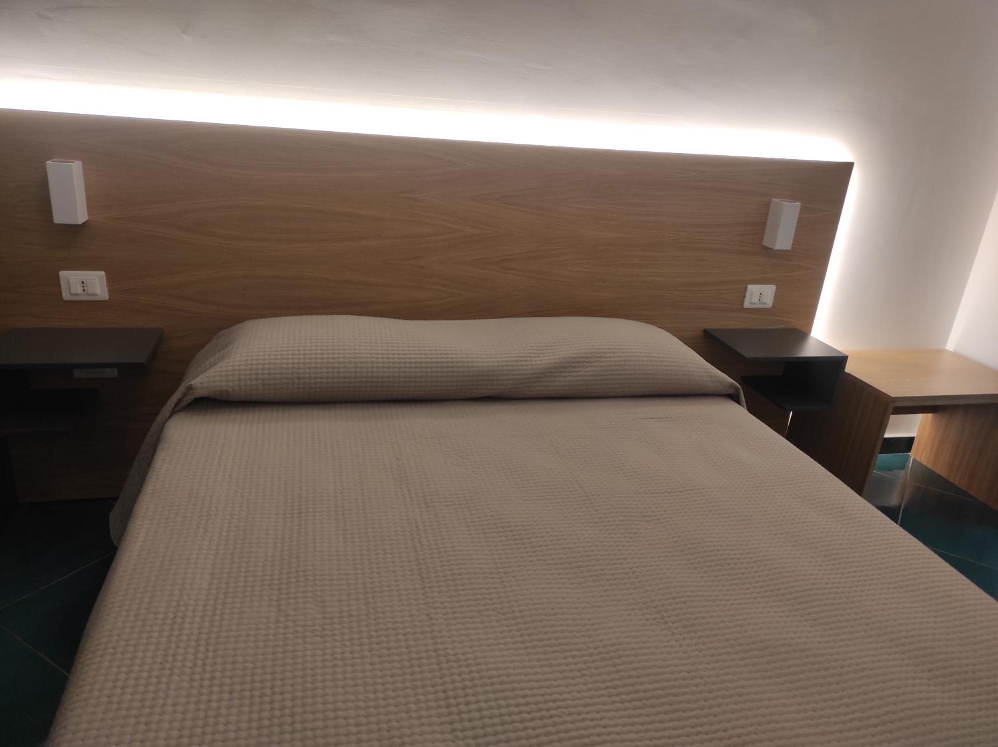 Residenza Porta Romana تروبيا المظهر الخارجي الصورة
