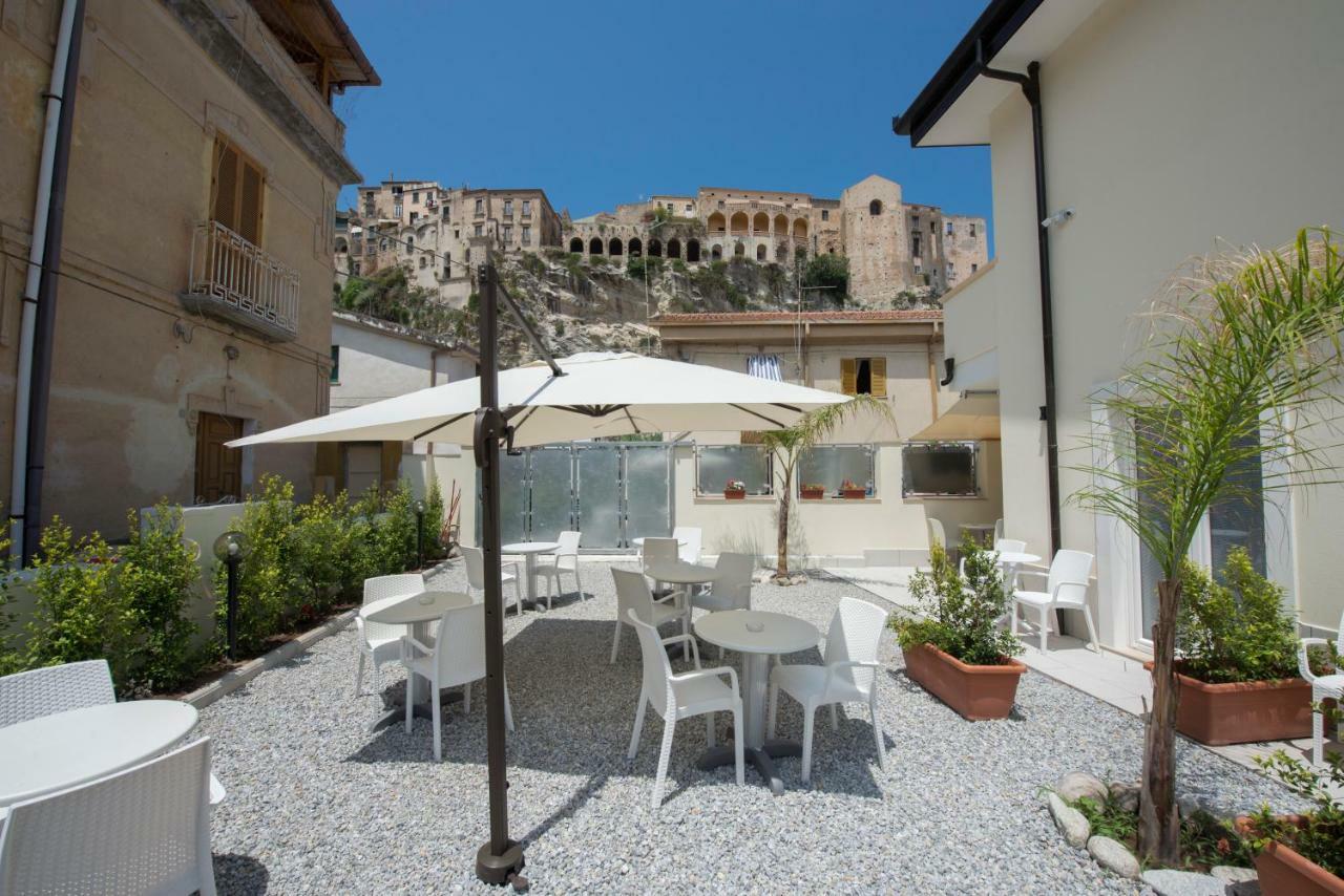 Residenza Porta Romana تروبيا المظهر الخارجي الصورة
